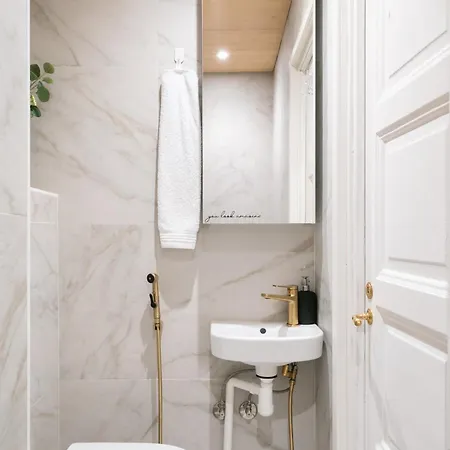 Bright & Modern Near Metro 150m * Helsingfors